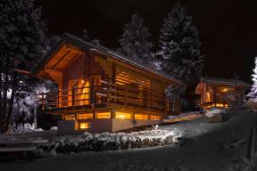 Séjour romantique dans un chalet, Pour 2 personnes avec 1 heure de jacuzzi et sauna comprise