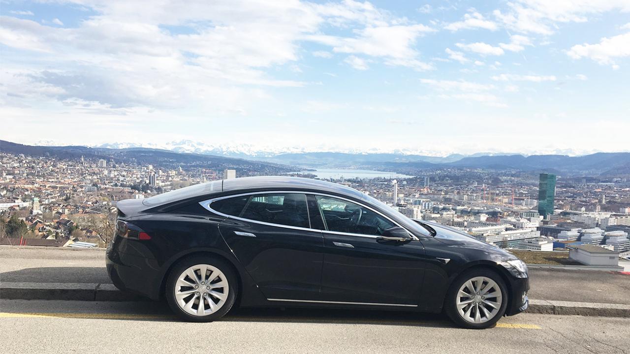 1 Tag Tesla Mieten Inkl 250km Model X 100d