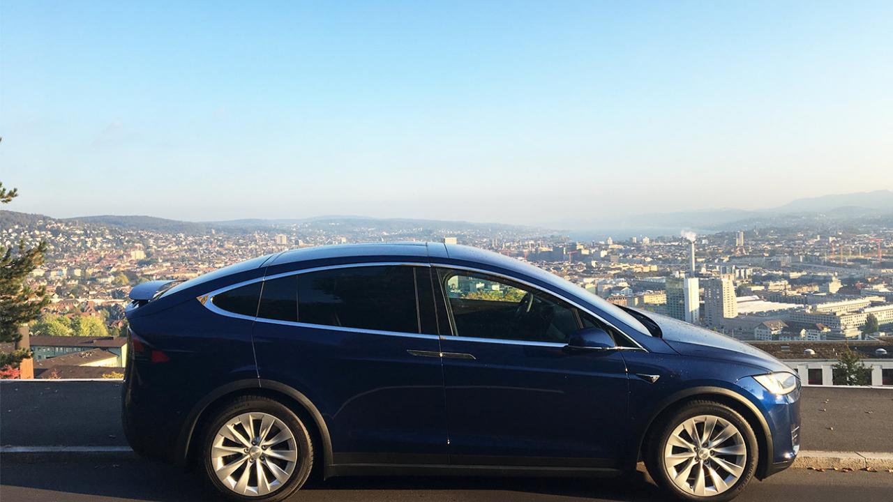 1 Tag Tesla Mieten Inkl 250km Model X 100d