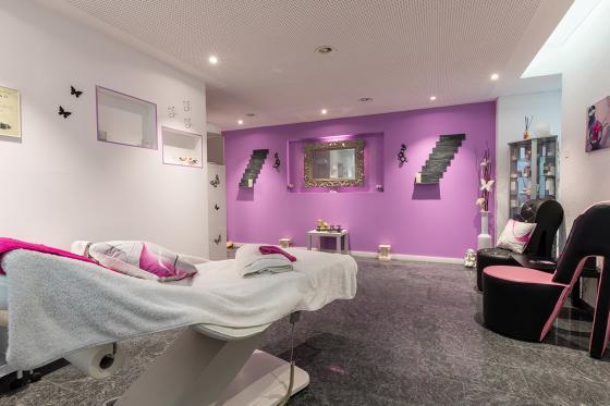 Soin du visage express pour deux - Inclus champagne, un café ou une minérale 2  Soin du visage express pour deux - Inclus champagne, un café ou une minérale 2