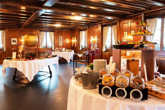 Sunntigsbrunch für 2 - mit Prosecco à discrétion im Swiss-Chalet  6 