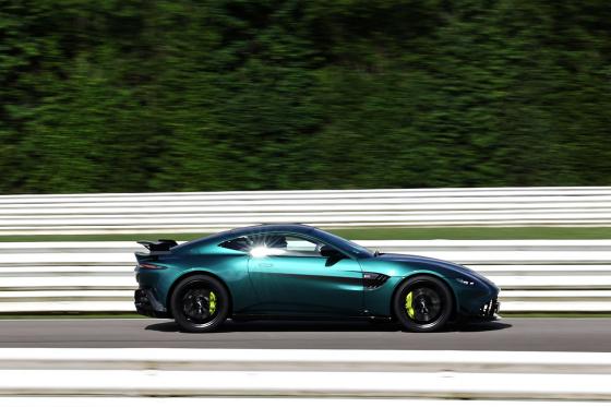 3 voitures de sport - 9 tours sur circuit + 3 tours gratuits 6 