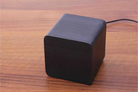 Wooden LED Wecker - The Karma schwarz 2 