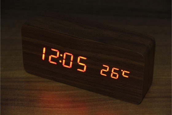 Wooden LED Wecker - Haoli braun 2 