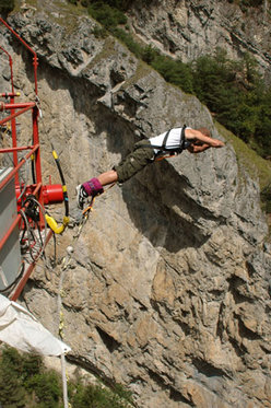 Saut à l'élastique - avec 190m de chute 2 