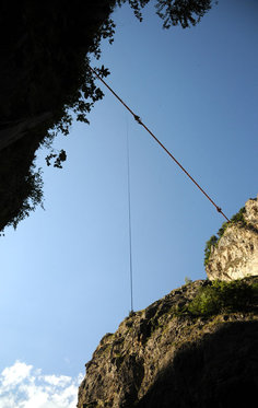 Saut à l'élastique - avec 190m de chute 10 