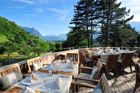Romantisches Weekend - inkl. Übernachtung, Wellnesseintritt, Gourmetmenü und Champagner 9 