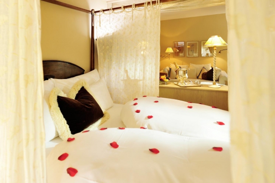 Romantische Übernachtung - Übernachtung in der Junior Suite, Wellness und 4-Gang-Dinner 2 