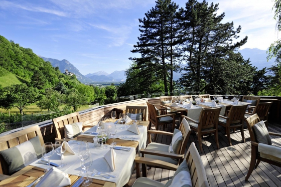 Romantische Übernachtung - Übernachtung in der Junior Suite, Wellness und 4-Gang-Dinner 12 