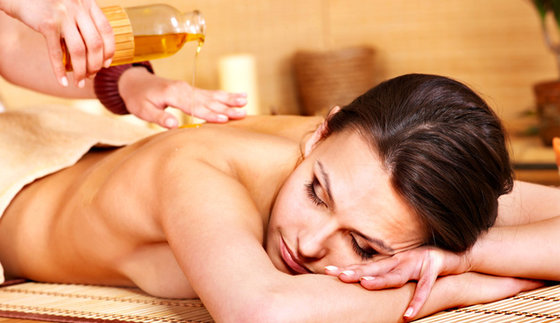 Honig Rücken Massage - Wellness Geschenk in Schaffhausen 1 