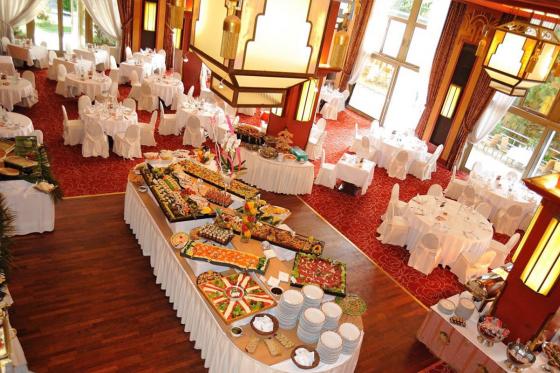 Gourmet Erlebnis für 2 - 1 Übernachtung im Grand Hôtel du Domaine de Divonne 4 