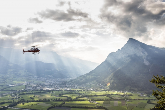 Hélicoptère à Arosa - & 1 nuitée pour 2 personnes 2 