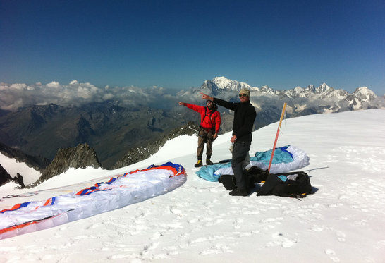 Verbier Helikopterflug - inkl. Gleitschirmfliegen und Erinnerungsfotos 1 