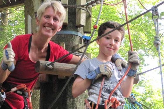 Seilpark Abenteuer in Zürich - Action zu zweit mit Helmkamera  
