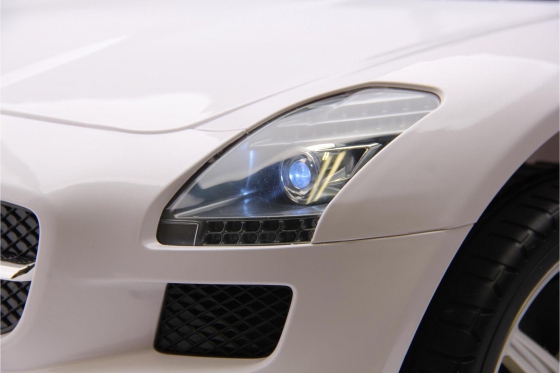 Audi TTS Roadster  - voiture électrique 2 