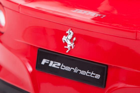 Ferrari F12-12V - voiture électrique 12 