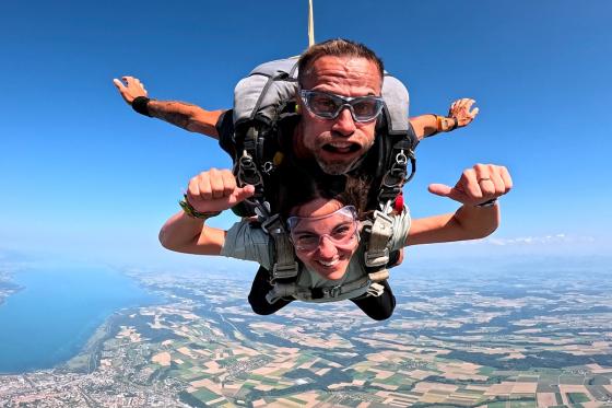 Saut en parachute - à Yverdon-les-Bains (VD) 4 
