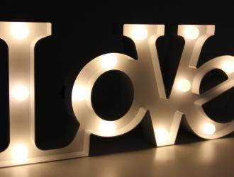 LED Schriftzug, Love