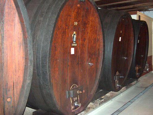 Visite & dégustation pour 2 - Avec 4 bouteilles offertes - Cave des Lauriers (NE) 3  Visite & dégustation pour 2 - Avec 4 bouteilles offertes - Cave des Lauriers (NE) 3