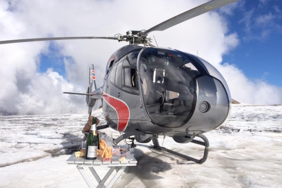 Lausanne Helikopterflug - mit Apéro für 4 Personen  
