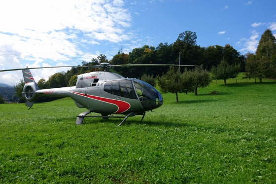 Lausanne Helikopterflug - mit Apéro für 4 Personen 3 