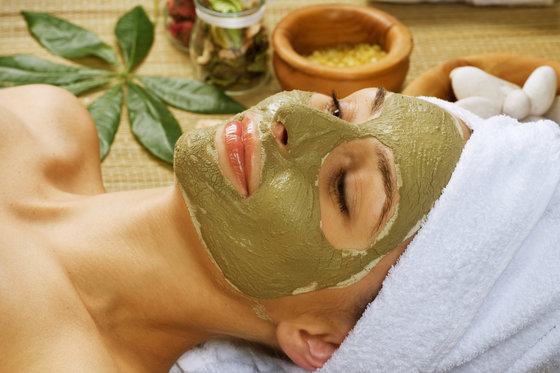 Green Luxury - Gesichtsbehandlung für Sie & Ihn  