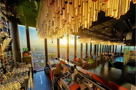 Über den Dächern von Basel - Übernachtung im Hyperion Hotel Basel inkl. Spa und 3-Gänge-Menü 1 