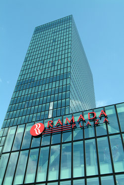 Über den Dächern von Basel - Übernachtung im Hyperion Hotel Basel inkl. Spa und 3-Gänge-Menü 5 