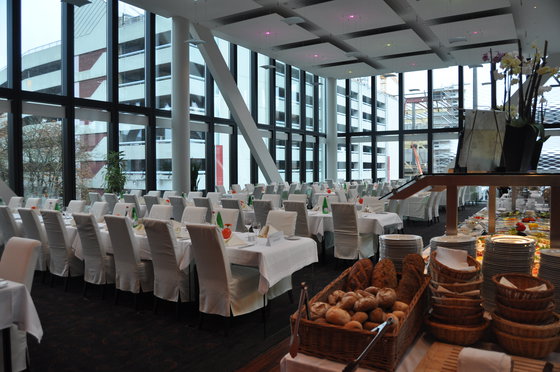 Über den Dächern von Basel - Übernachtung im Hyperion Hotel Basel inkl. Spa und 3-Gänge-Menü 11 