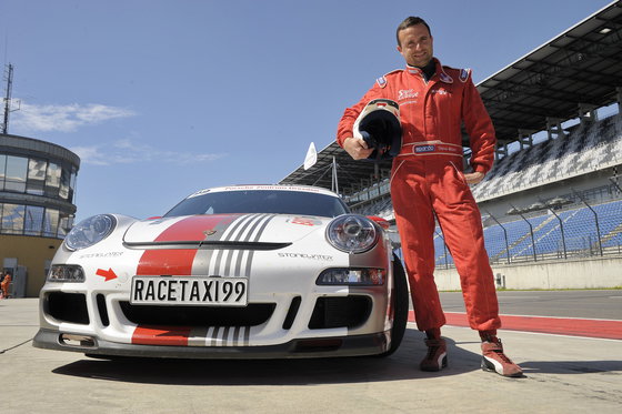 Renntaxi auf Rennstrecke - Co-Pilot im Audi oder Porsche 6 