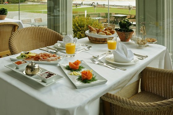 Wunderbarer Tag für 2 Personen - inkl. Frühstück und Schifffahrt 2 