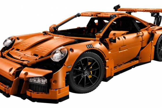 Porsche 911 GT3 RS - LEGO® Technic 2 
