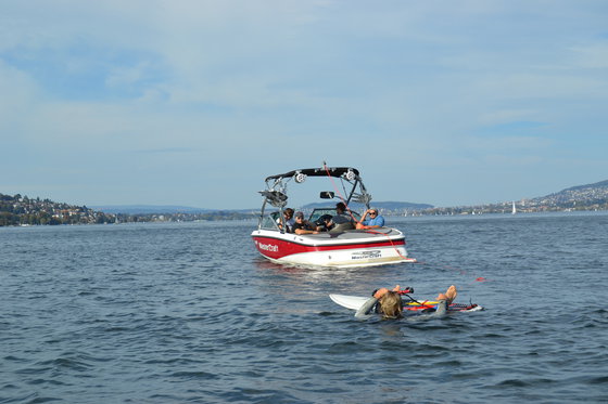 Wakeboarden & Wakesurfen - Wasser Action auf dem Zürichsee 4 