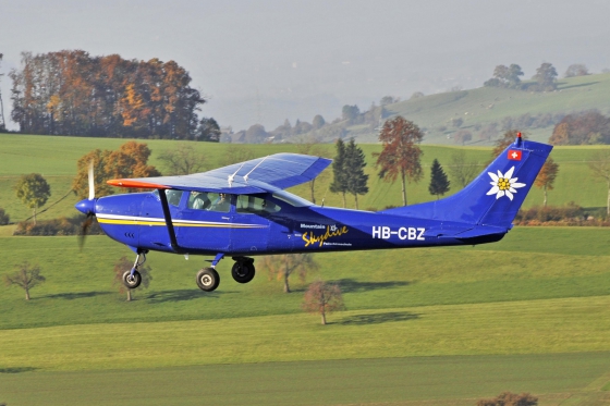 Luzern Schnupperflug - 1 Flugstunde für 1 Person  