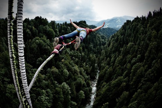 Outdoor Weekend Vorarlberg - Bungee Jump, Rafting, Canyoning, Tipi-Übernachtungen 1 