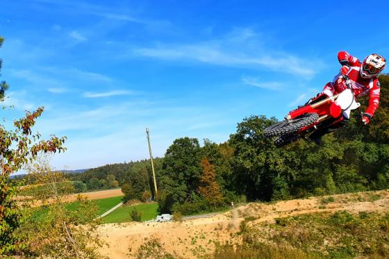 Motocross fahren - 1h Schnupperfahrt für 1 Person | Mittwoch 6 
