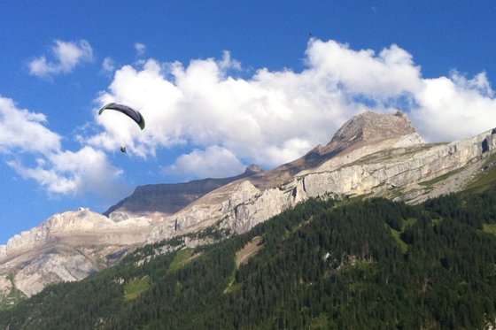 Parapente biplace - au-dessus des Alpes Vaudoises 2  Parapente biplace - au-dessus des Alpes Vaudoises 2