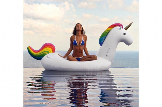 Schwimmtier Einhorn - 275x150x130 cm  