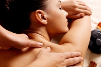 Ganzkörpermassage - 90 Minuten pure Entspannung für Frauen