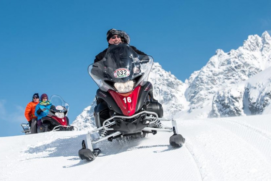Séjour & motoneige - A Soglio - avec nuitée, repas et tour en motoneige  