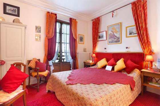 Hôtel et repas gastronomique - Séjour pour deux à Evian  1 