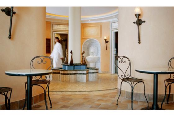 Wellness Übernachtung für 2 - im Panorama Resort & Spa Feusisberg 7 