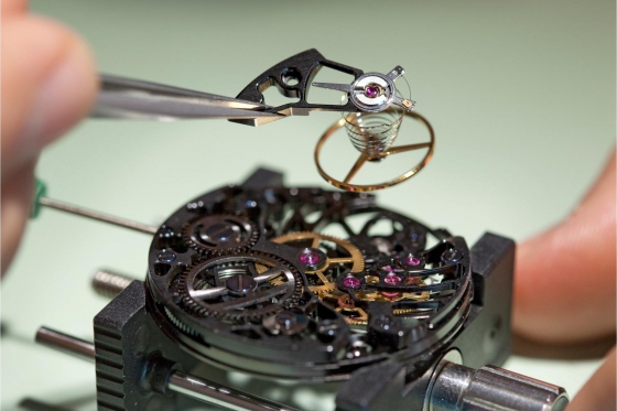 Mechanische Uhr herstellen - Einführung in die Uhrmacherei + Zusammenbau der eigenen Uhr 4 