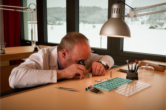 Mechanische Uhr herstellen - Einführung in die Uhrmacherei + Zusammenbau der eigenen Uhr 10 