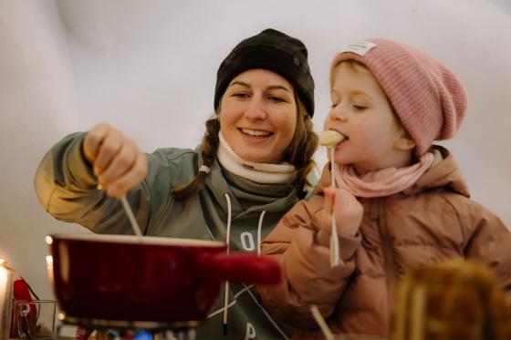 Ski-Tagespass & Fondue im Iglu  - für 2 Personen auf der Engstligenalp 2 