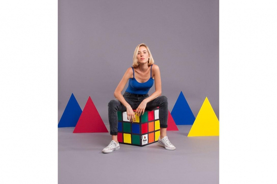 Pouf cube - avec célèbre motif du rubik 2 
