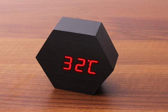 Wooden LED Wecker - The Gon 1 