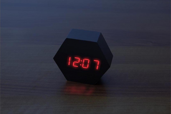 Wooden LED Wecker - The Gon 2 