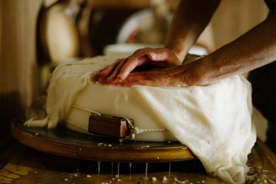 Visite d’une fromagerie d’alpage - Avec petit-déjeuner d’alpage pour 2 personnes  
