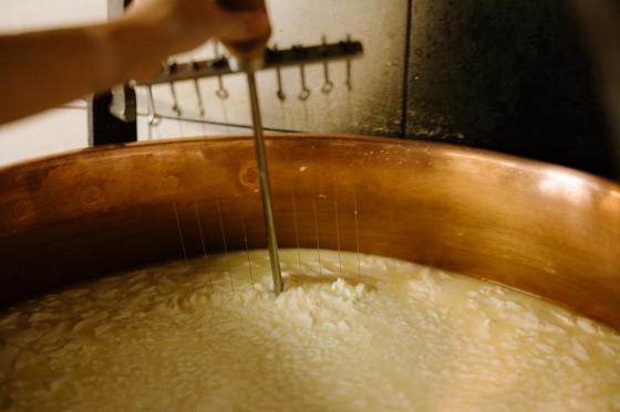 Visite d’une fromagerie d’alpage - Avec petit-déjeuner d’alpage pour 2 personnes 4 
